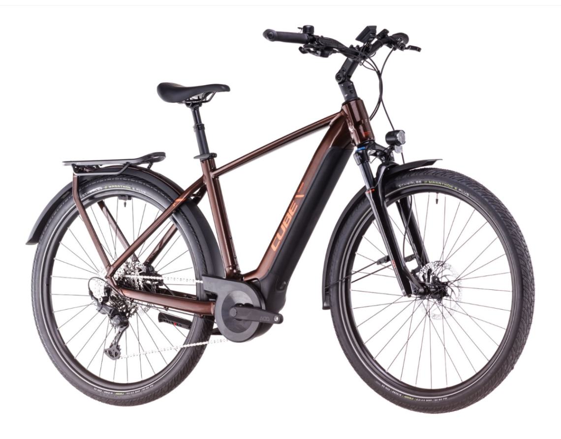 Brown touring e-bike with mud guards and a rear rack